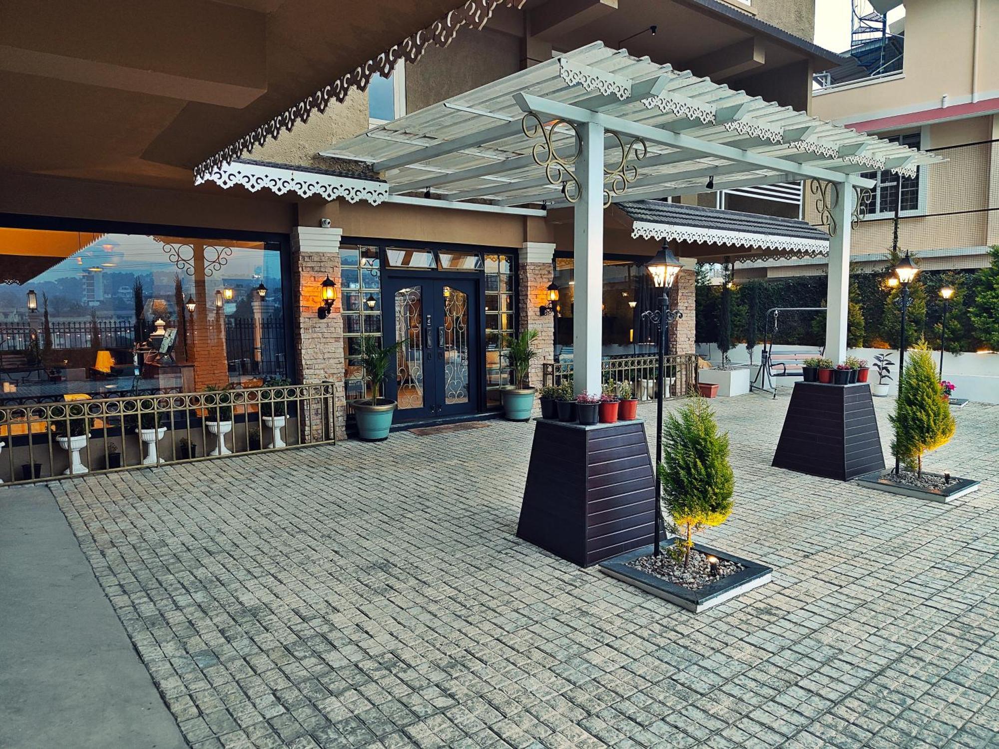 Hotel Acropolis Shillong Exterior foto